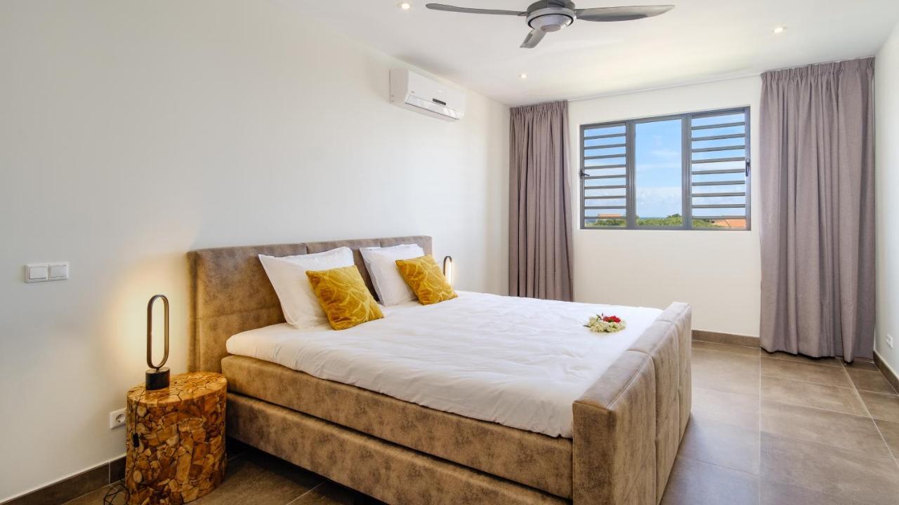 Coral Estate Ocean View Apartments Willemstad Exterior photo