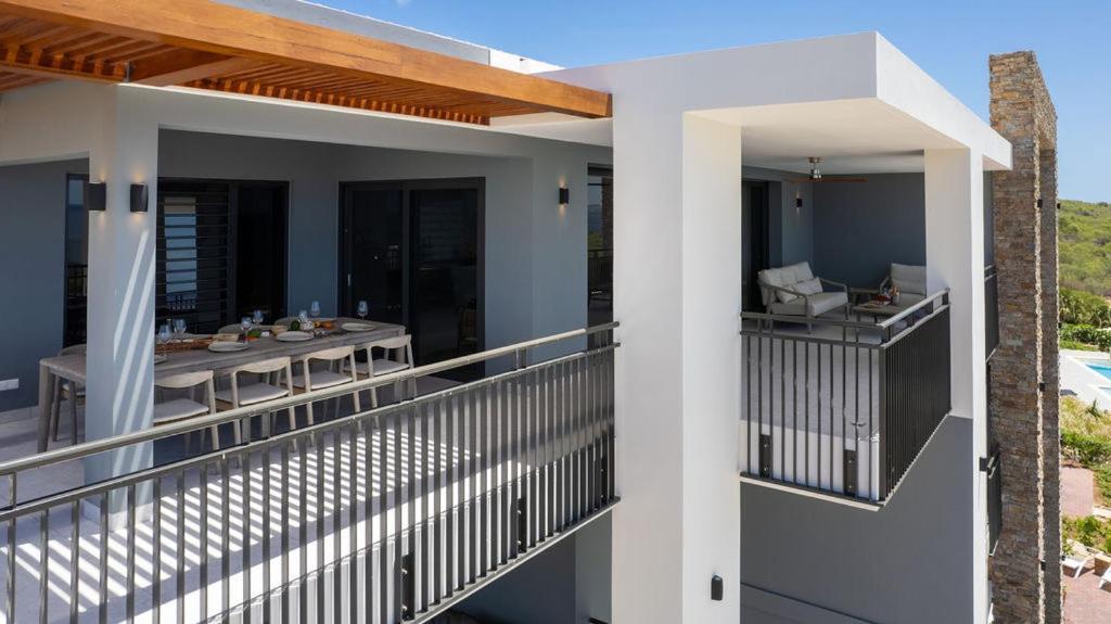 Coral Estate Ocean View Apartments Willemstad Exterior photo