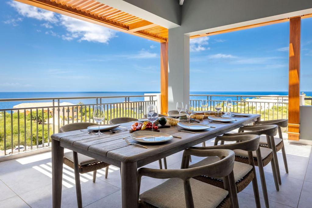 Coral Estate Ocean View Apartments Willemstad Exterior photo