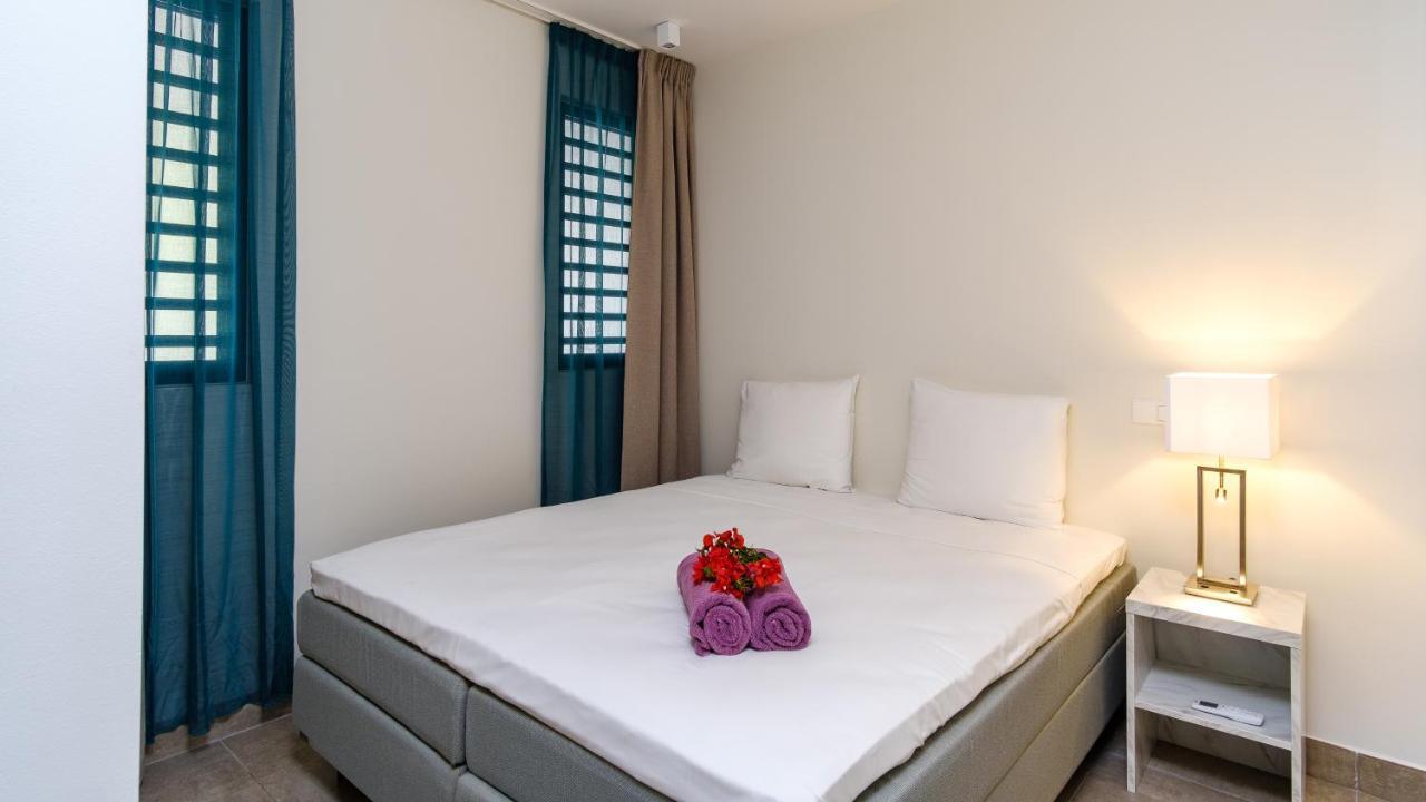 Coral Estate Ocean View Apartments Willemstad Exterior photo