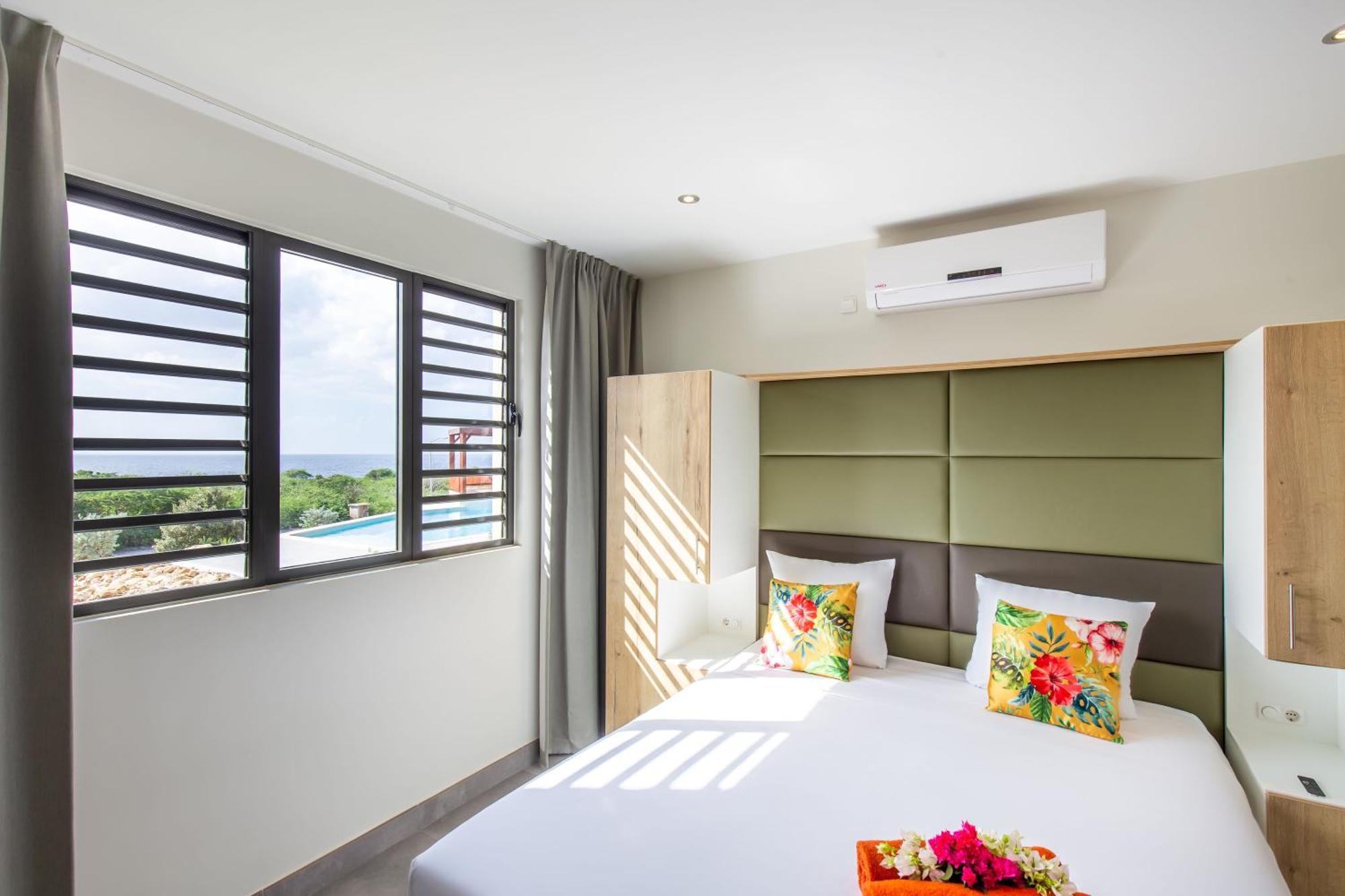 Coral Estate Ocean View Apartments Willemstad Exterior photo